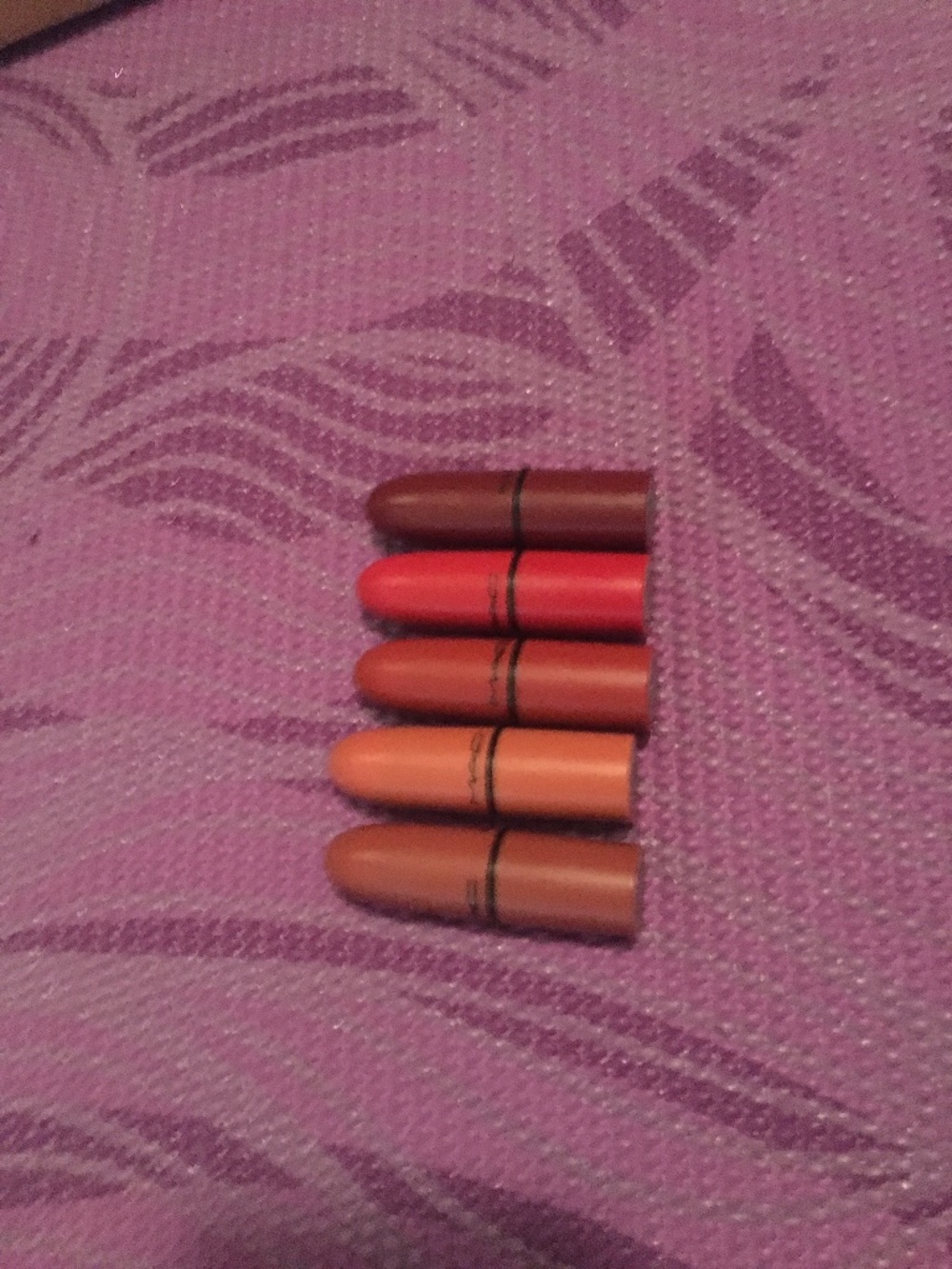 Mac mini lipstick
